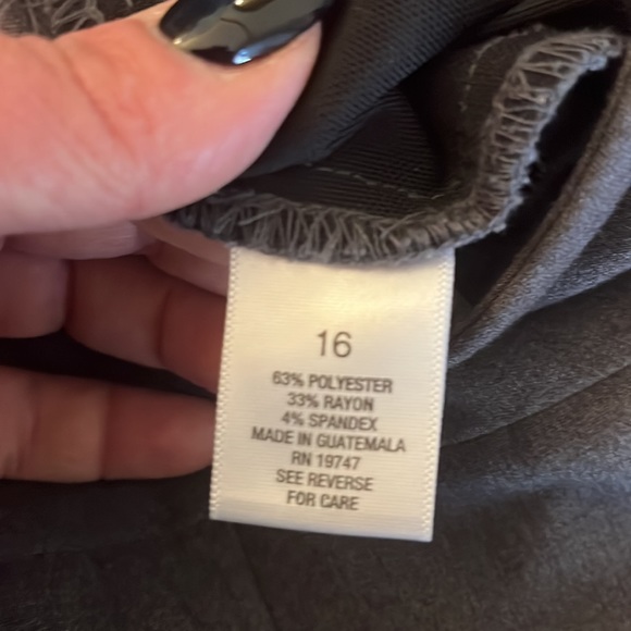 Roz & Ali gray trousers 16 - Picture 5 of 6